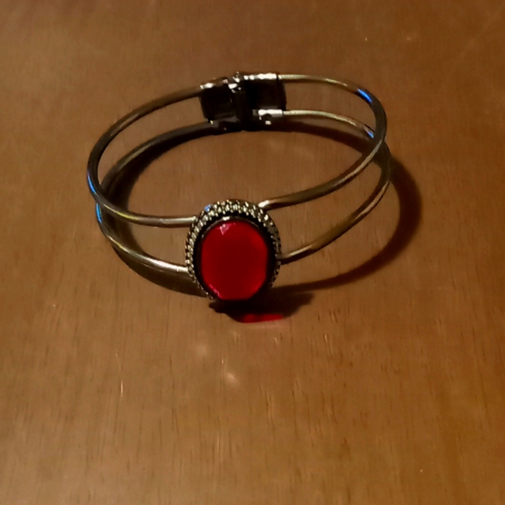 Cuff bracelet